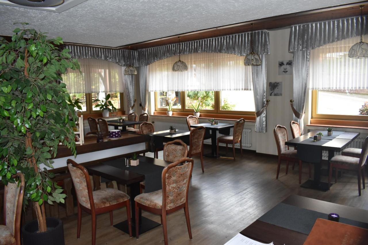Hotel-Restaurant Theis-Muehle Biersdorf Kültér fotó