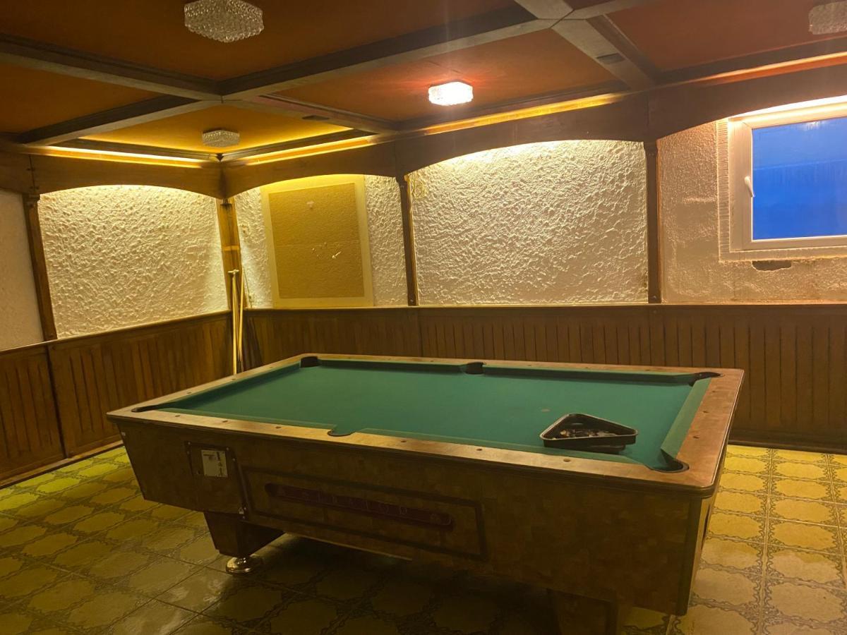 Hotel-Restaurant Theis-Muehle Biersdorf Kültér fotó